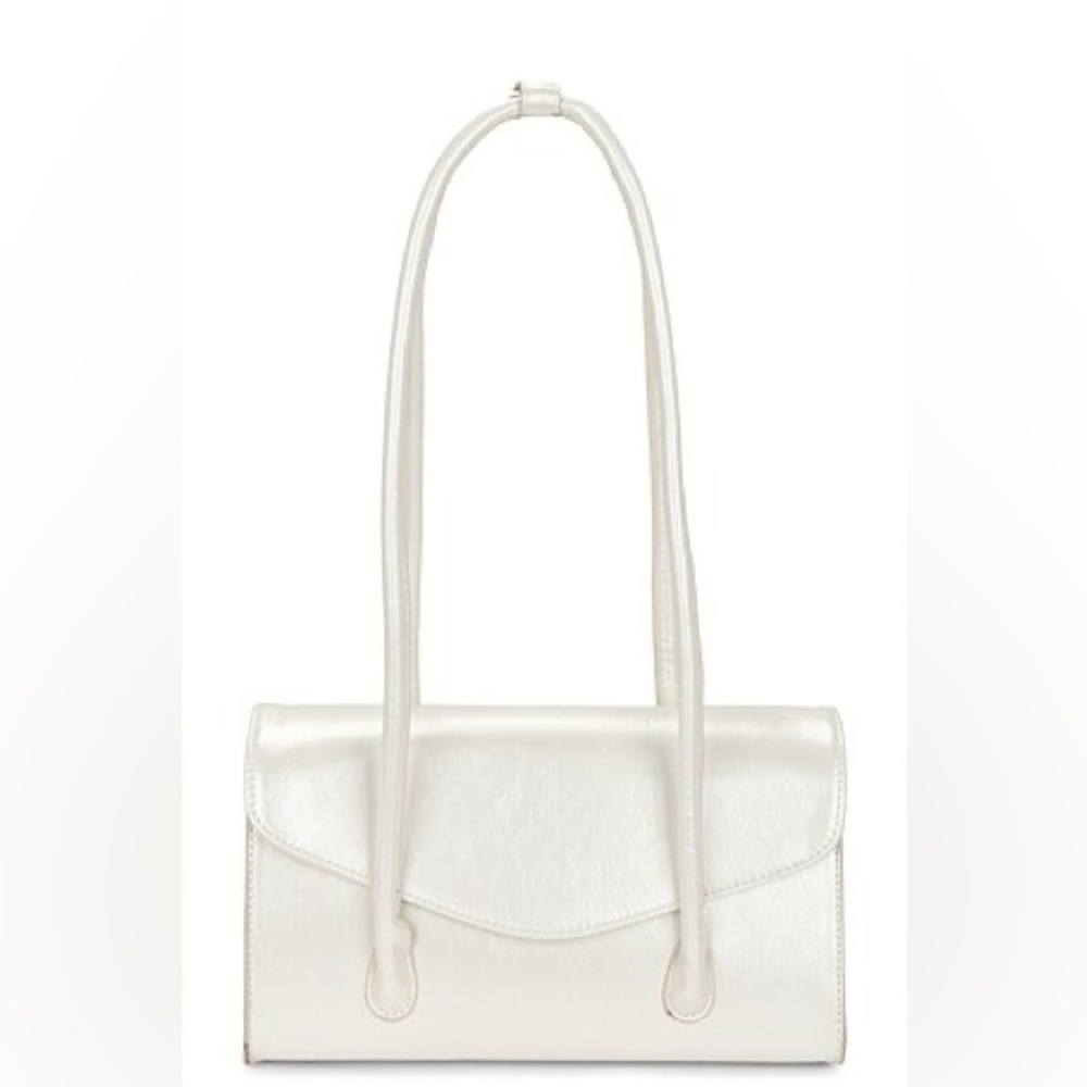 Patent Leather Shoulder Bag in Pearl